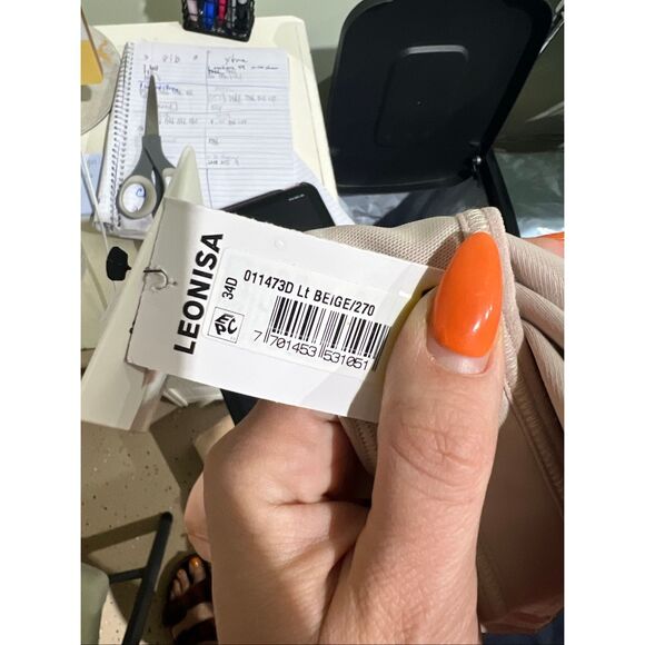 Leonisa NWT Posture Corrector Back Support Wireless Bra Light Beige/Nude 34D - Picture 6 of 6